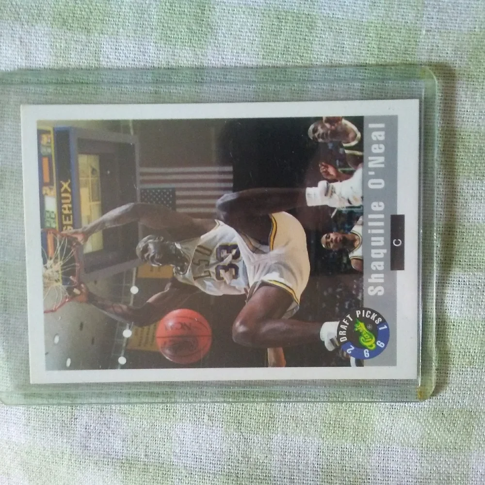 Shaq Classic Rookie 2 Card Lot